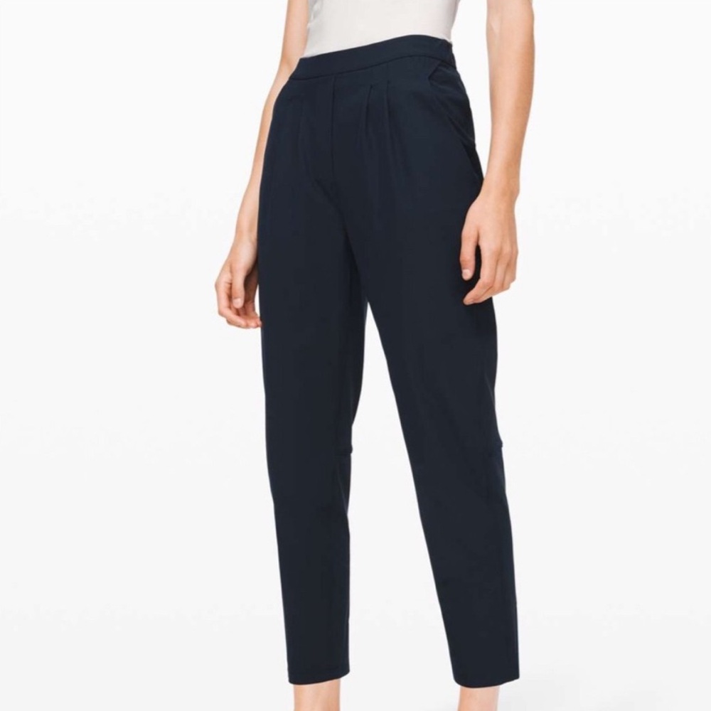 LULULEMON | Essential High Rise Trouser